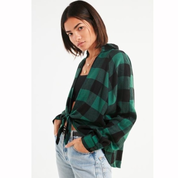 Urban Outfitters Flannel Green VNeck High Low Crop - Picture 1 of 6